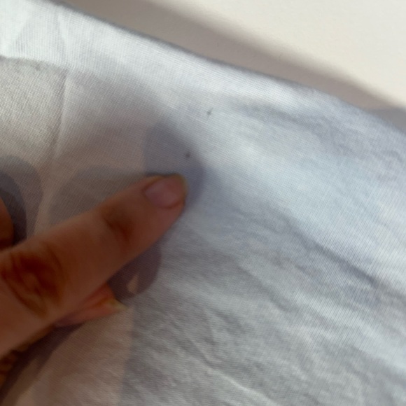 Old Navy Men Classic Fit Everyday Button Down Shirt - Picture 6 of 13